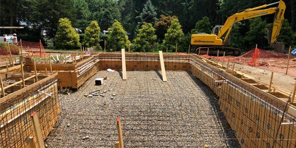 Pool construction online